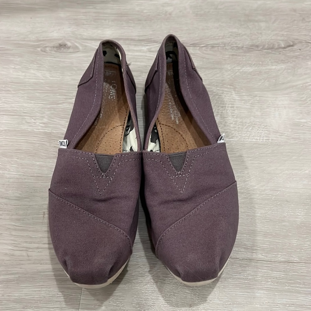 Womens Toms